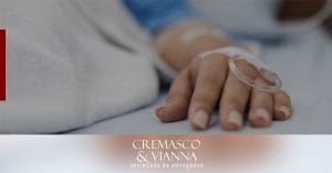 Empregador vai pagar despesas médicas futuras de auxiliar acidentado