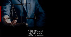 Mantida condenação por dano moral contra advogado acusado de prejudicar clientes